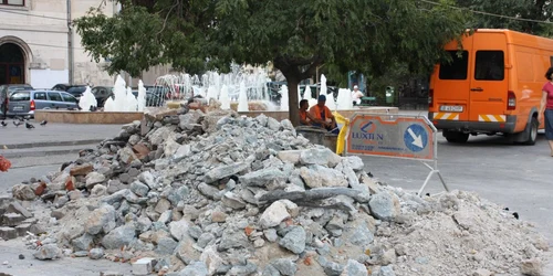 fantana universitate