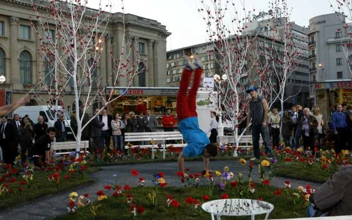 Street danceri în Parcul Mic.ro