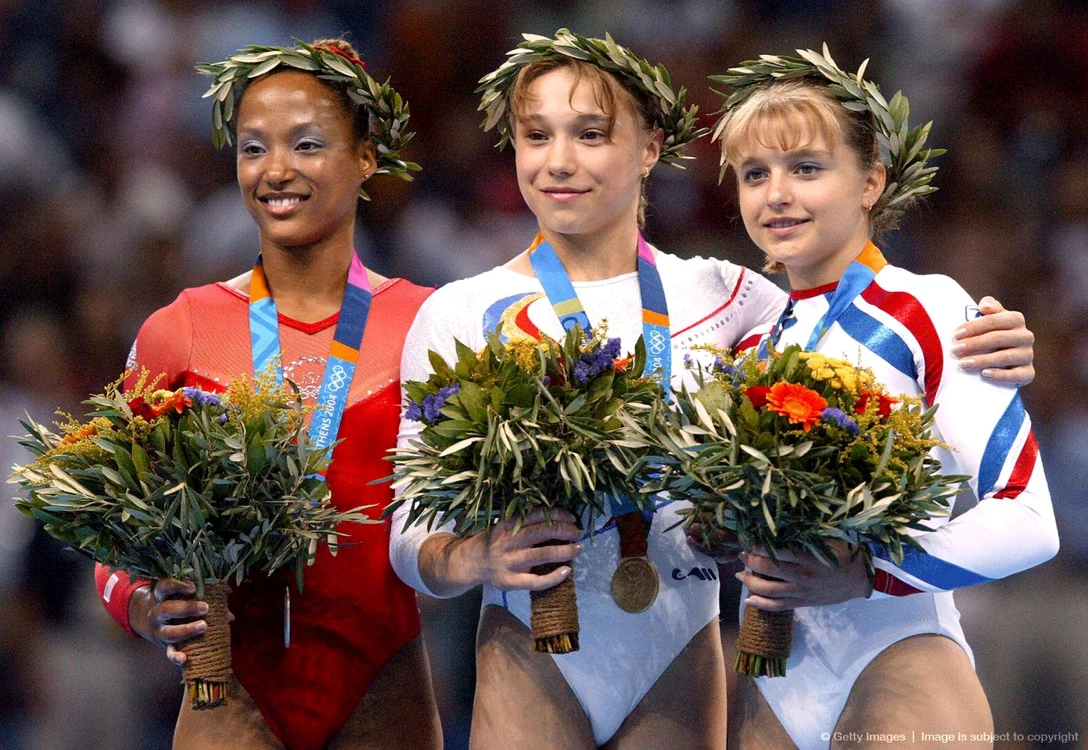 Monica Roșu, centru