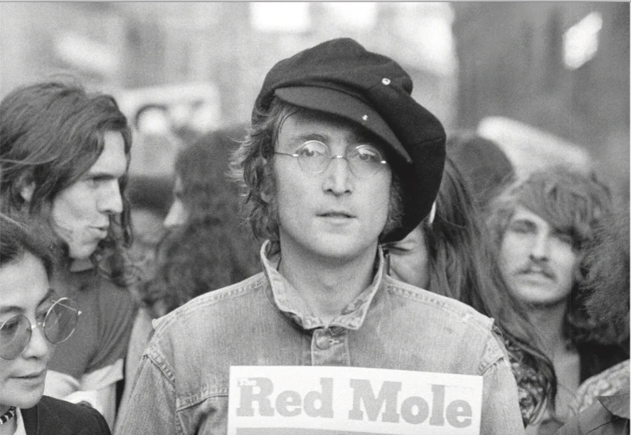 45 de ani de la moartea brutală a lui John Lennon. Cum a arătat ultima zi a „visătorului“ din The Beatles