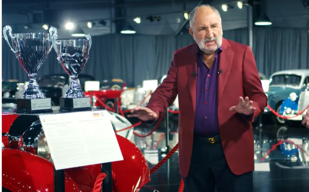 Tiriac Collection. FB captura video  