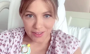 Andreea Ibacka, pe patul de spital Sursa: Instagram