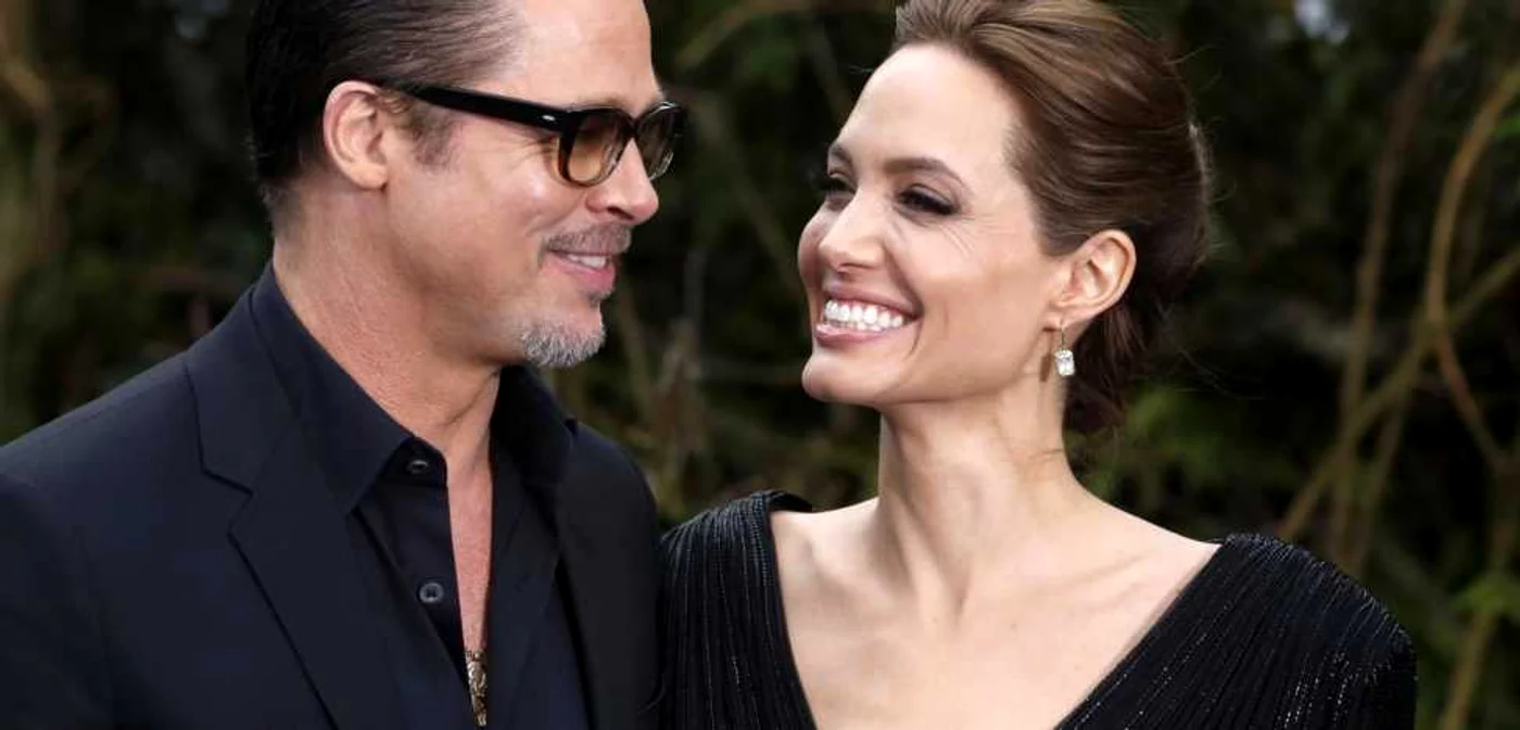 Actorii
americani Angelina Jolie şi Brad Pitt s-au căsătorit pe 23 august,
în Franţa FOTO Reuters