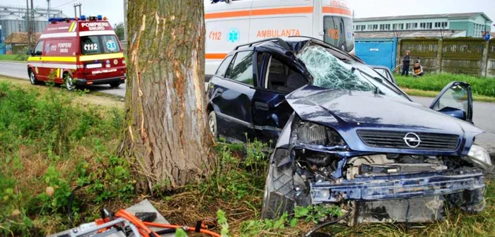 Accident pe DN3, în satul Tonea Foto:ISU Călăraşi