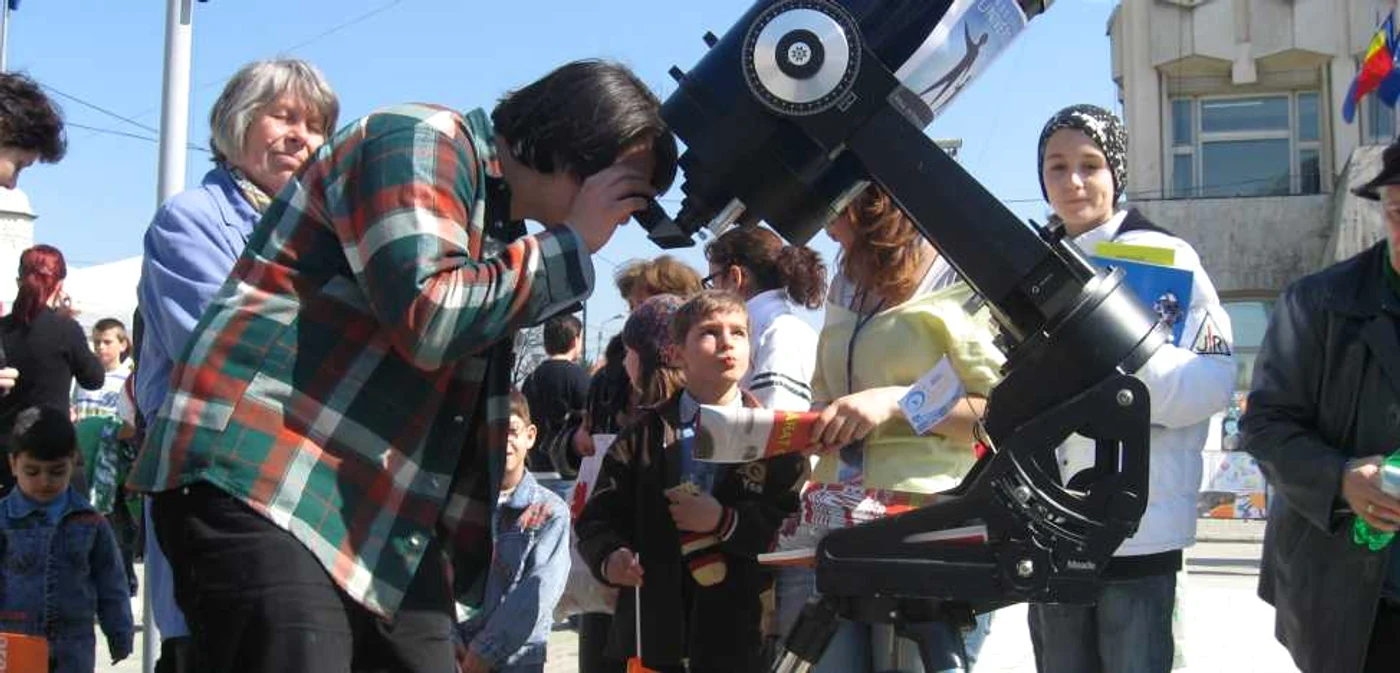 Târgovişte:  Astronomii târgovişteni, împotriva poluării luminoase