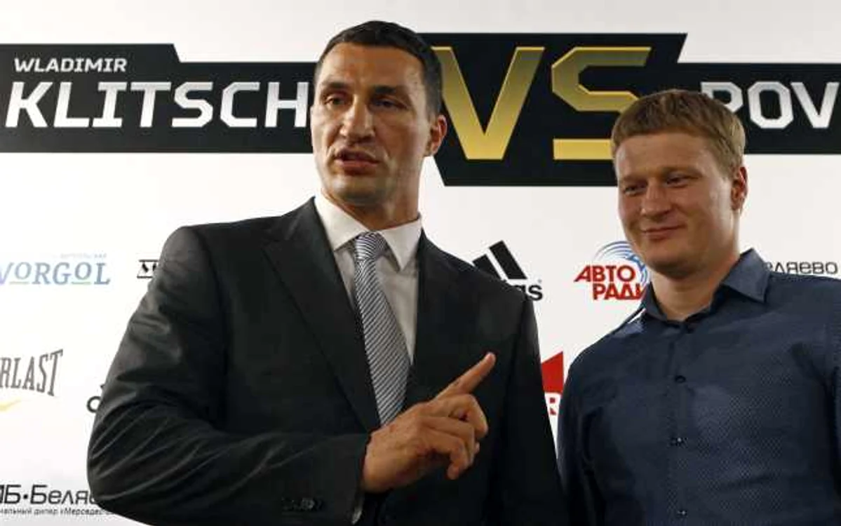 Vitali Kliciko (stânga) doreşte să fie singurul candidat al opoziţiei pentru alegerile prezidenţiale din 2015. FOTO: Reuters