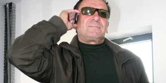  Botoşani: Petrică Mihăilă adună adeziuni prin telefon 