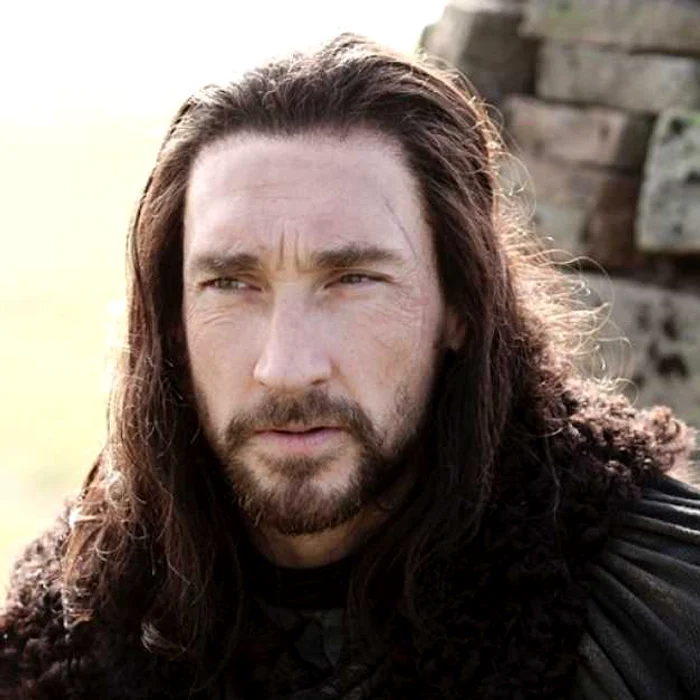 Joseph Mawle l-a jucat pe Benjen Stark in game of thrones fot imdb