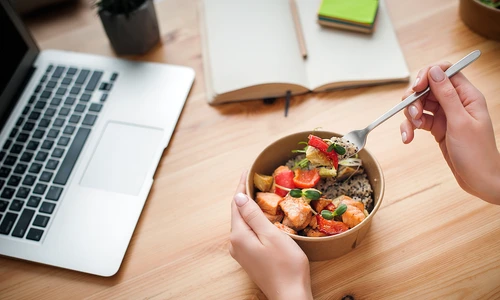 1 pranz la birou jpg jpeg