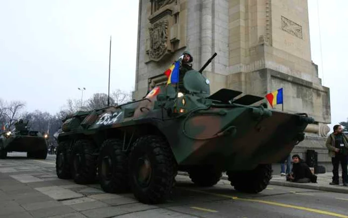 Paradă militară de Ziua Naţională