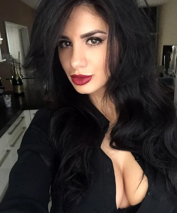 Larisa Tănăsoiu (26 de ani) a fost asitenta lui Dan Capatos