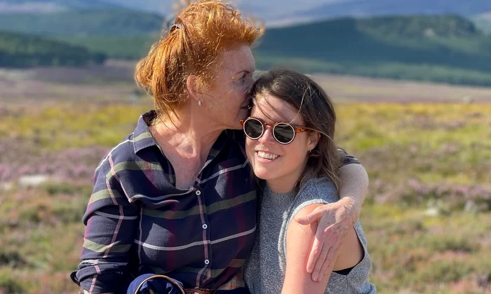 Sarah Ferguson si fiica sa, Printesa Eugenie   Instagram jpg