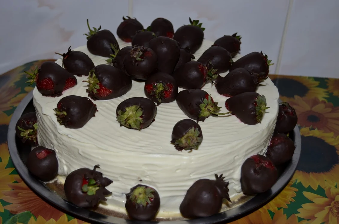 
    Tort «căpşuni bronzate»   