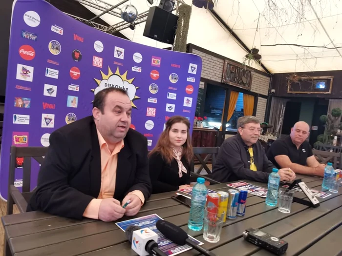 Marius Gavrilă (primul din stânga) este iniţiatorul conceptului Diskoteka Festival FOTO Ş.Both