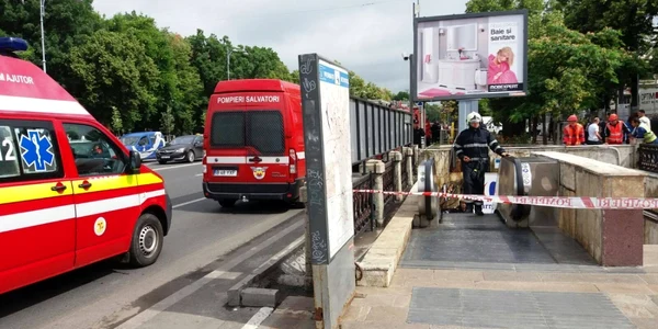 pompieri fum metrou foto isu bucuresti