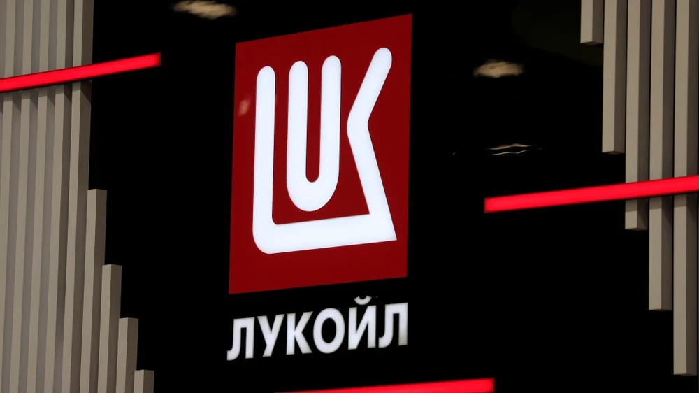 Lukoil cere Statelor Unite o prelungire a termenului pentru vânzarea activelor din străinătate, după impunerea sancțiunilor