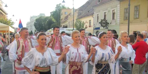 Parada Cantecele Muntilor Sibiu