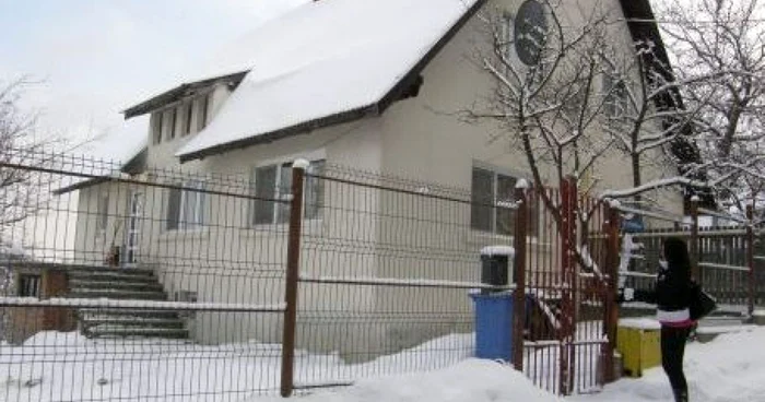 Femeia locuieşte într-o vilă din centrul oraşului, Foto: Paula Ciotloş