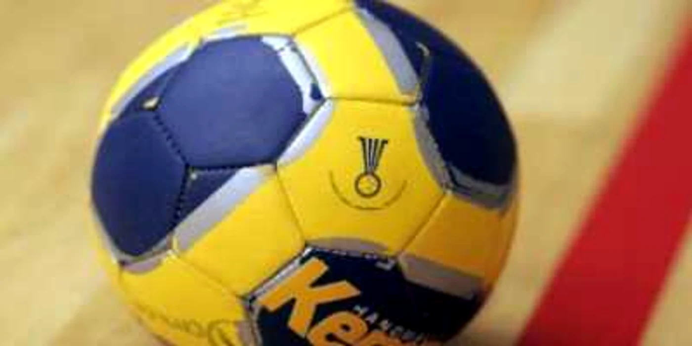 Minge oficială, prim-plan, a Campionatului Mondial de Handbal