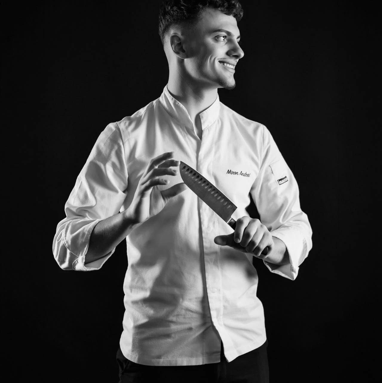 Un chef în devenire, premiat internațional, spune ce mâncăruri sunt la modă: „Bucătăria actuală mizează pe diversitate și creativitate”