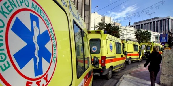 Ambulante in Grecia FOTO EPA-EFE