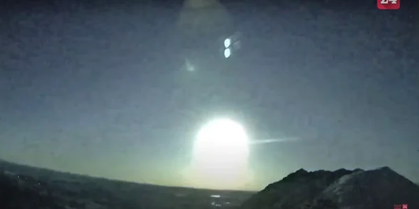 cerul norvegiei luminat de un meteorit FOTO Captură Video  jpg