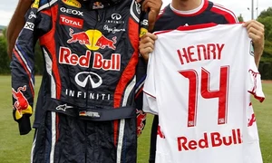 Sebastian Vettel a jucat fotbal cu Thierry Henry jpeg