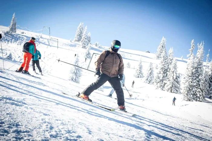 Pârtiile din masivul Şureanu sunt pregătite pentru amatorii sporturilor de iarnă