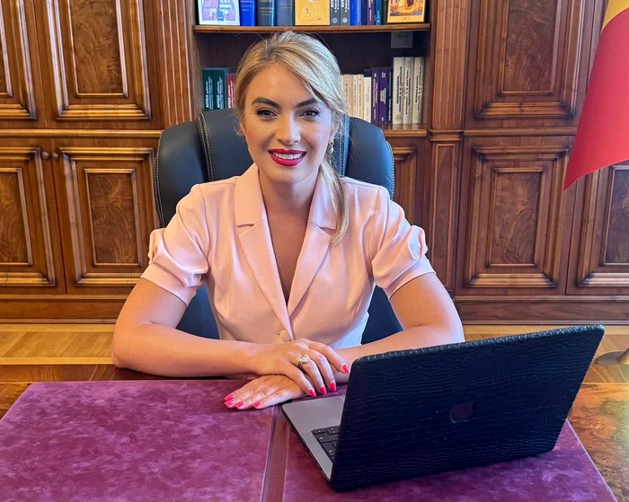 Silvia Uscov demisionează din AUR. FOTO: Facebook/Silvia Uscov
