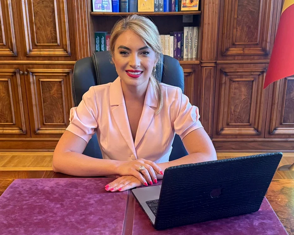 Silvia Uscov demisionează din AUR. FOTO: Facebook/Silvia Uscov