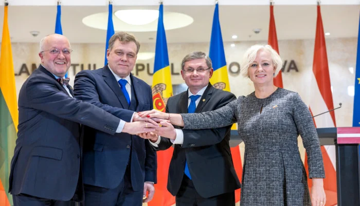 Cei trei oficiali vor susține discursuri în Parlamentul moldovean. FOTO: Multimedia.parlament.md