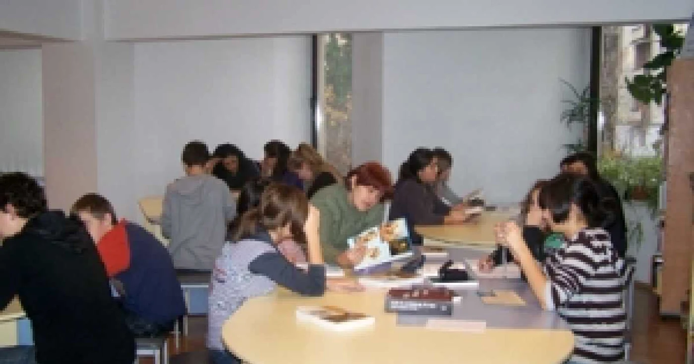 Olimpicii sunt așteptați la Biblioteca Județeană