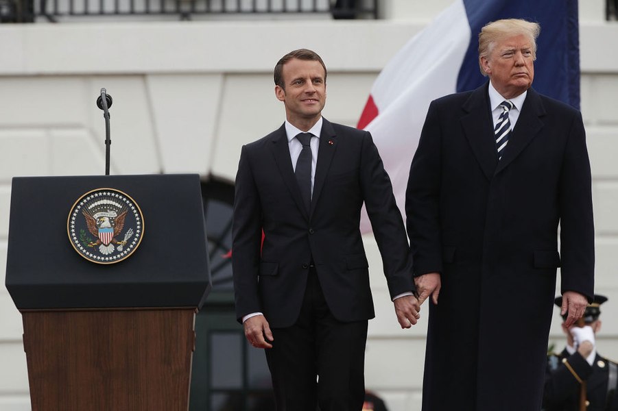 Trump cere o încetare a focului de 30 de zile între Rusia și Ucraina. Macron sprijină apelul
