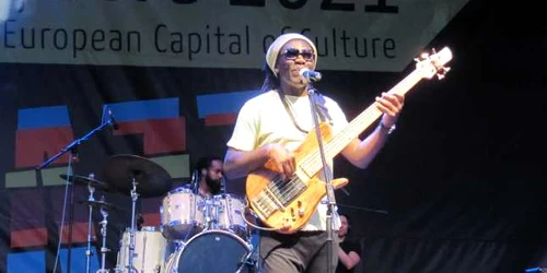 Richard Bona în concert la Festivalul JazzTM 