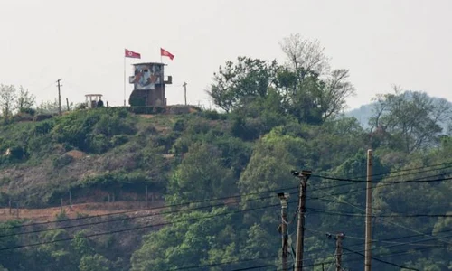 Granita dintre Coreea de Nord si Coreea de Sud FOTO EPA-EFE
