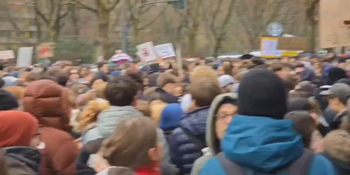 yeH8IpJ7t18CN qc mp4 thumbnail png