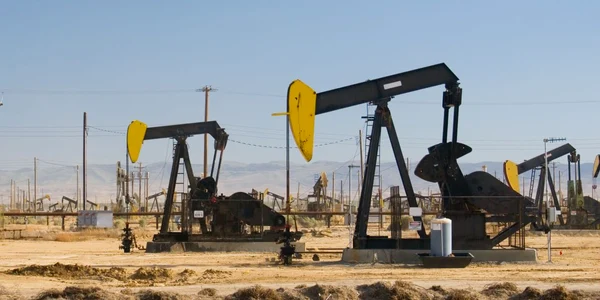 sonde petrol foto shutterstock