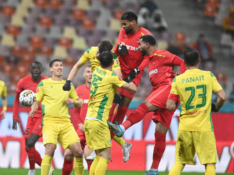 Fotbal: Victorie la scor pentru FCSB în Superligă cu CS Mioveni