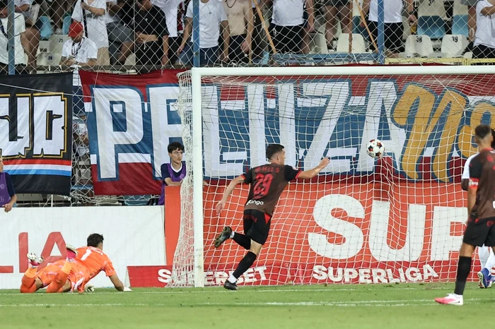 Dinamo a deschis scorul la Galați și a dat senzația că va câștiga (Foto: sportpictures)