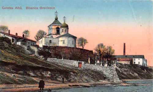 Cetatea Albă. Biserica Grecească, în perioada interbelică (© iMAGO Romaniae) 