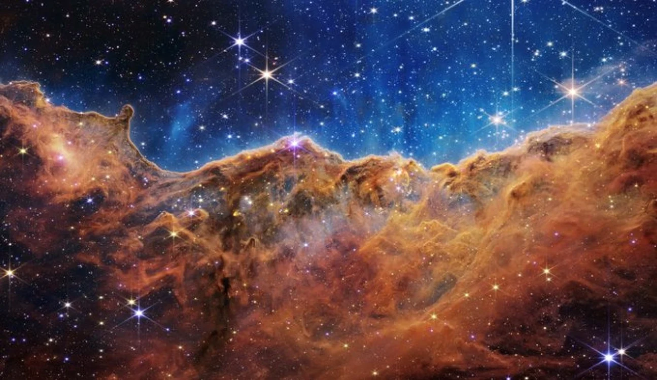 Nebuloasa Carina foto nasa