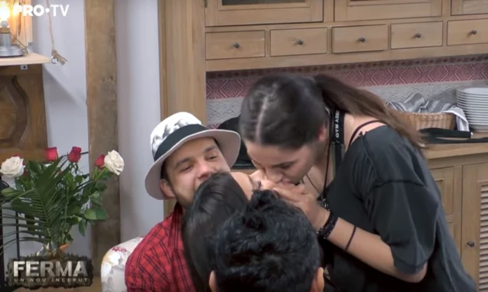 4 ferma sarut jpg jpeg