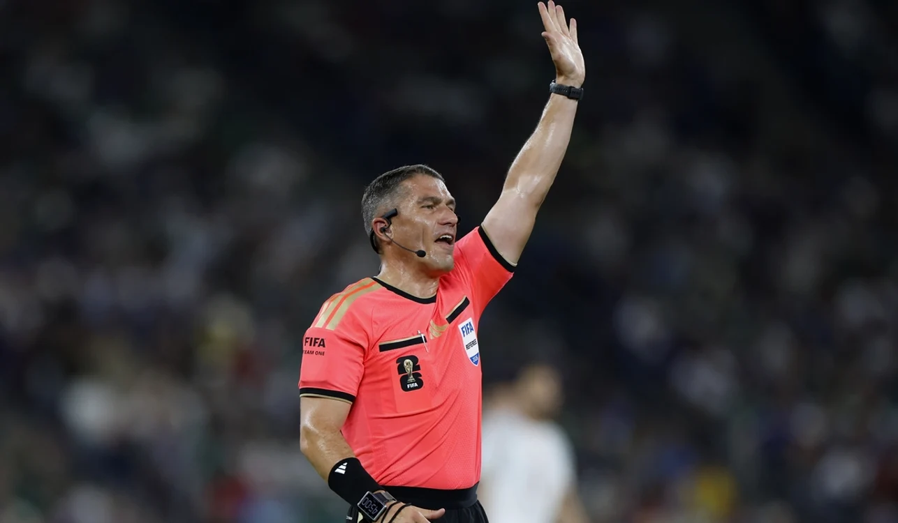 István Kovács „a spart gheața” la Campionatul Mondial (FOTO: EPA)