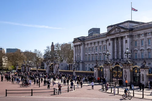 2 palatul buckingham jpg jpeg