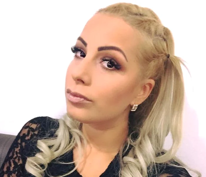 Cântăreaţa a fost pusă în mare încurcătură în emisiunea matinalilor de la Antena 1