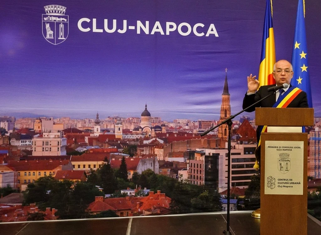 Viaţa din Clujul aflat pe bannerele Primăriei şi în descrierile primarului Emil Boc este similară cu cea din oraşe precum Viena, Munchen, Lyon sau Milano. FOTO: Primăria Cluj-Napoca
