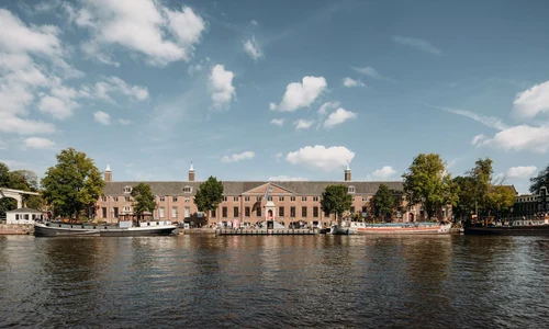 Evabloem HART Museum LR 1 jpg