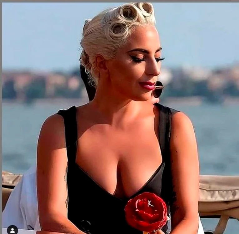 
    Diva și-a pierdut virginitatea la 17 aniFoto: Instagram  
