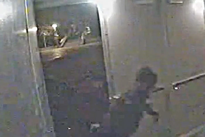 Peretele pe care se aflau expuse tablourile au rămas goale după furt (Foto: reuters)