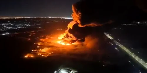 explozie extrem de puternică a zguduit vineri, 14 noiembrie, parcul industrial Spegazzini din localitatea Ezeiza, situată la sud de Buenos Aires foto captura video X